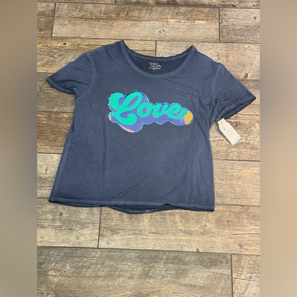 Custom T-shirt​​ - Picture 4 of 7
